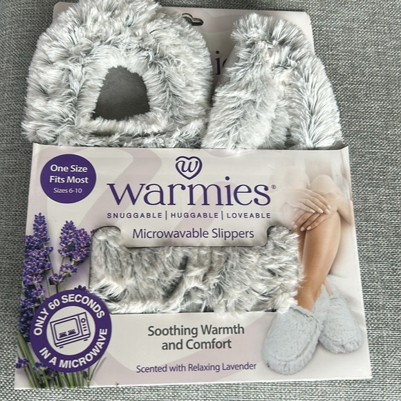 Warmies Lavender Scented Microwavable Slippers Size 6-10 - Picture 4 of 4